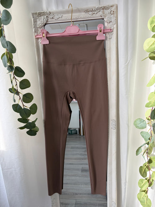 Iconic Cappuccino High Waist Leggings